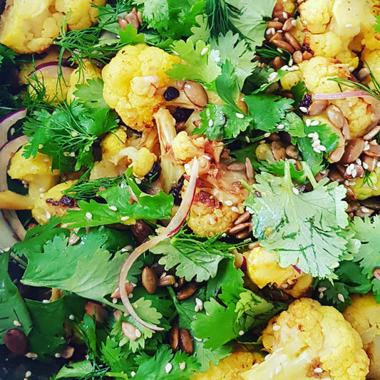 Cauliflower and turmeric salad with coriander and dill